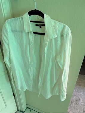 Quince White Shirt with Black Contrast Trim
